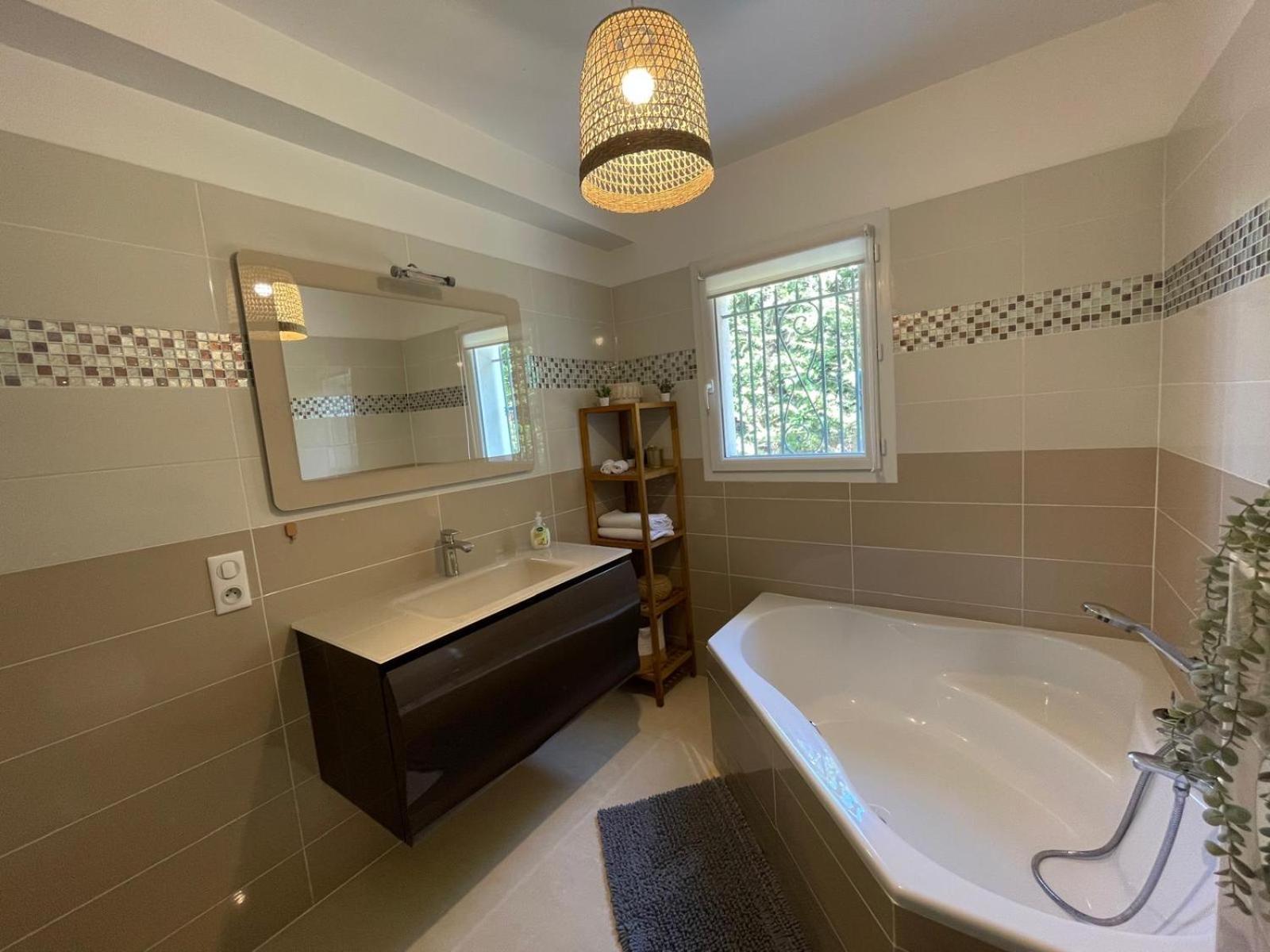 Appartement Villa D'Aurore Le Rouret Kültér fotó