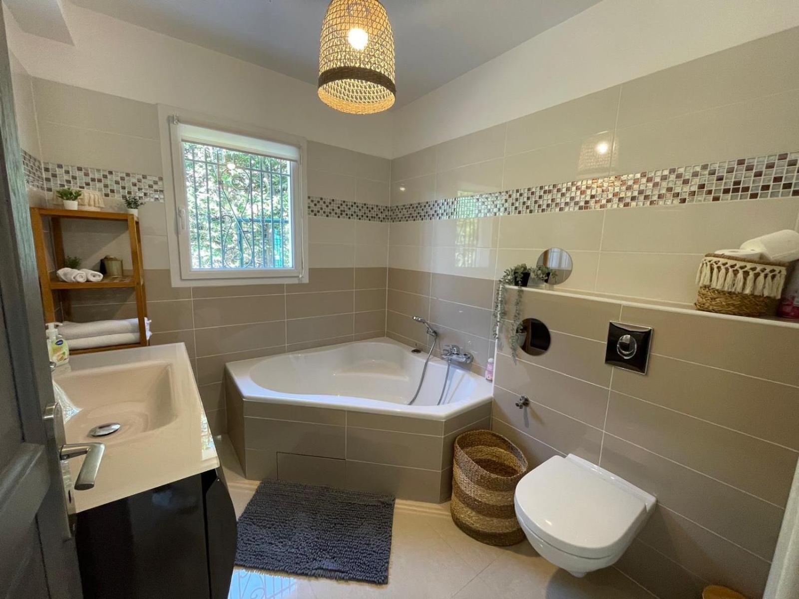 Appartement Villa D'Aurore Le Rouret Kültér fotó
